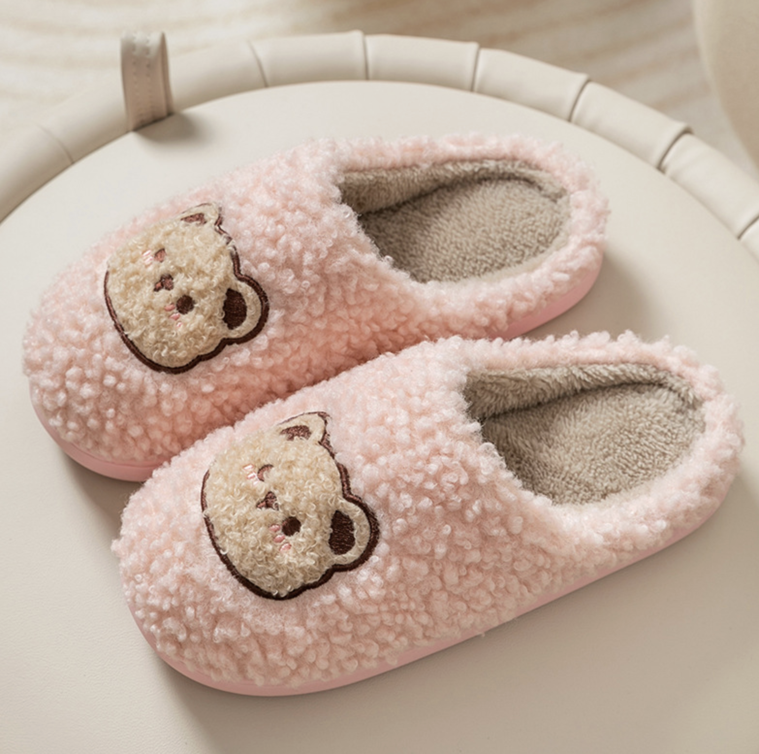 Публікація Instagram Dream V Doma