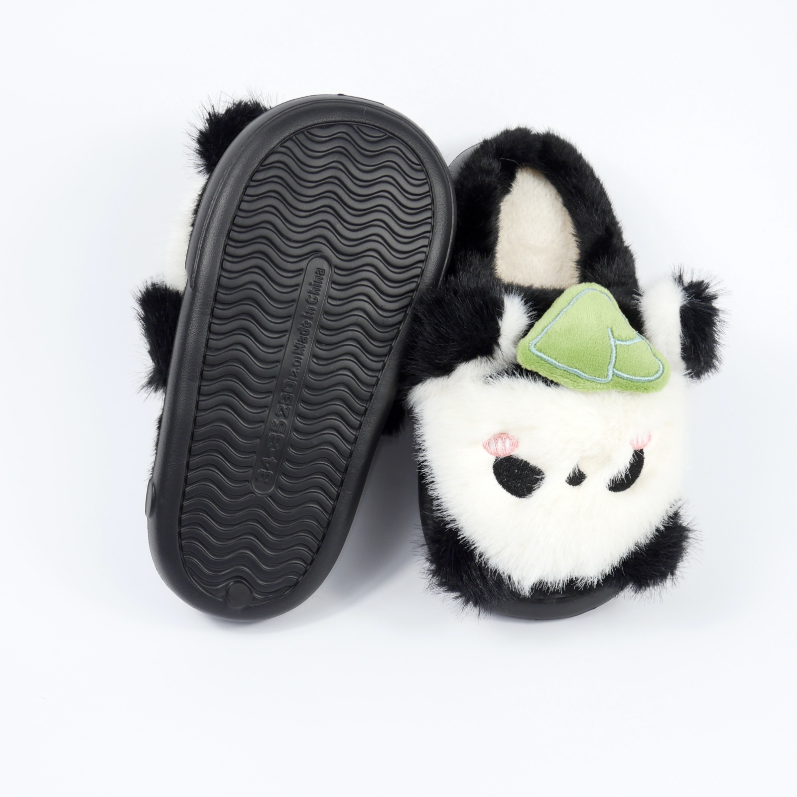 Детские домашние тапочки «Зверята» из эко-меха (Черно-белые панда)