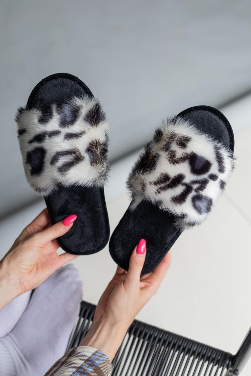 Женские домашние тапочки Halluci из меха «Белоснежный леопард»