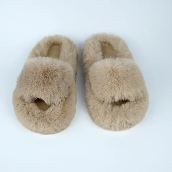 Трендові дитячі тапки Luxury з еко-хутра бежеві