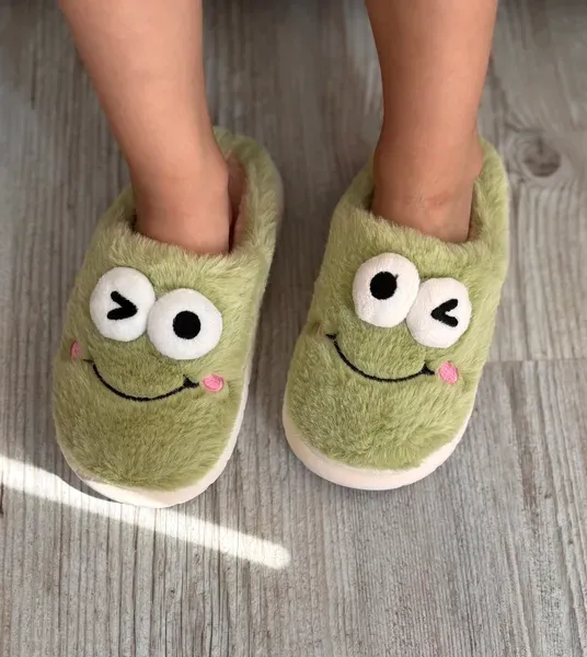 Дитячі тапки Frog з еко-хутра зелені