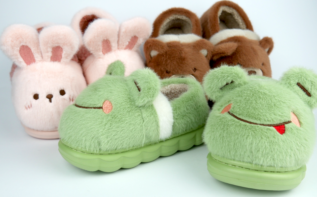 Дитячі теплі тапулі “Happy Frog” теплі м’які у вигляді жабки