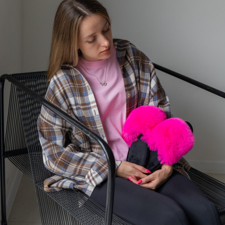 Жіночі домашні капці Halluci з еко-хутра у малиново-чорному кольорі