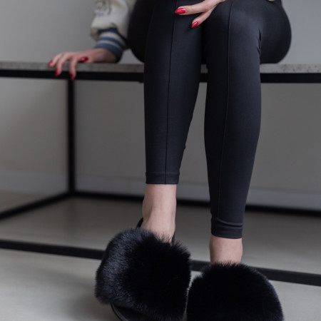 Жіночі тапочки для вулиці, чорні — на резиновій підошві