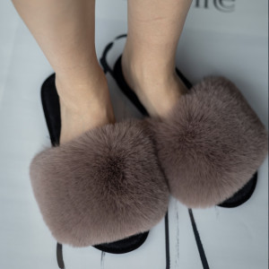 Жіночі домашні капці Halluci з хутра у коричнево-чорному кольорі