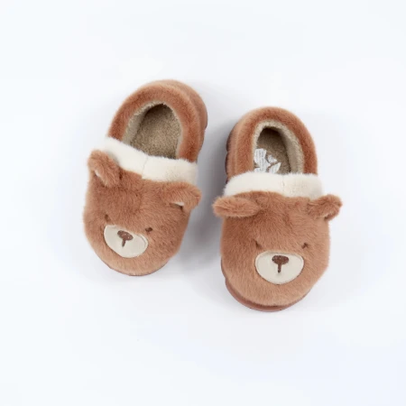 Дитячі зимові тапулі “Cute Bear” пухнасті у вигляді ведмедика