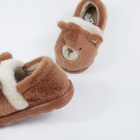 Дитячі зимові тапулі “Cute Bear” пухнасті у вигляді ведмедика