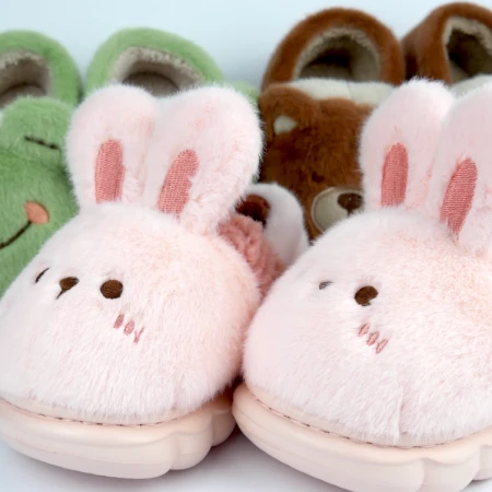 Дитячі зимові тапулі “Fluffy Bunny” м’які теплі із вушками зайчика