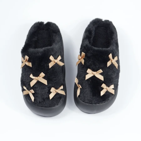 Жіночі домашні капці з бантиками у чорному кольорі