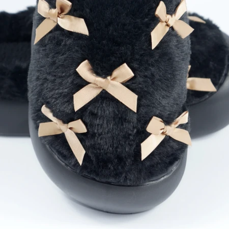 Жіночі домашні капці з бантиками у чорному кольорі