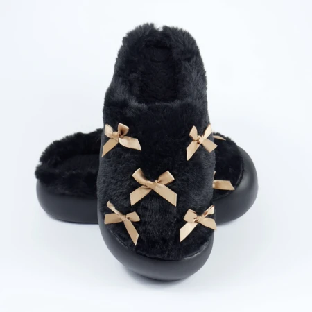 Жіночі домашні капці з бантиками у чорному кольорі