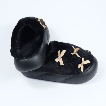 Жіночі домашні капці з бантиками у чорному кольорі