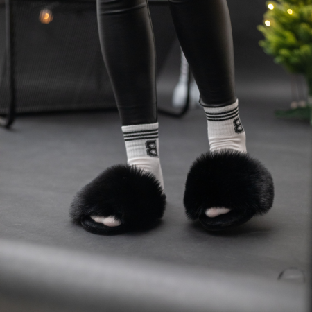 Жіночі домашні капці Halluci з хутра у чорному кольорі