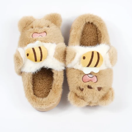 Дитячі кімнатні капці «Звірятка» з еко-хутра (Світло-коричневий ведмедик)
