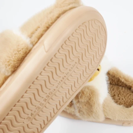 Дитячі кімнатні капці «Звірятка» з еко-хутра (Світло-коричневий ведмедик)