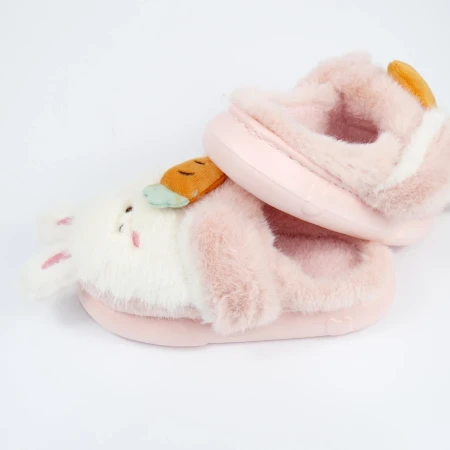 Дитячі кімнатні капці «Звірятка» з еко-хутра (Рожевий кролик)